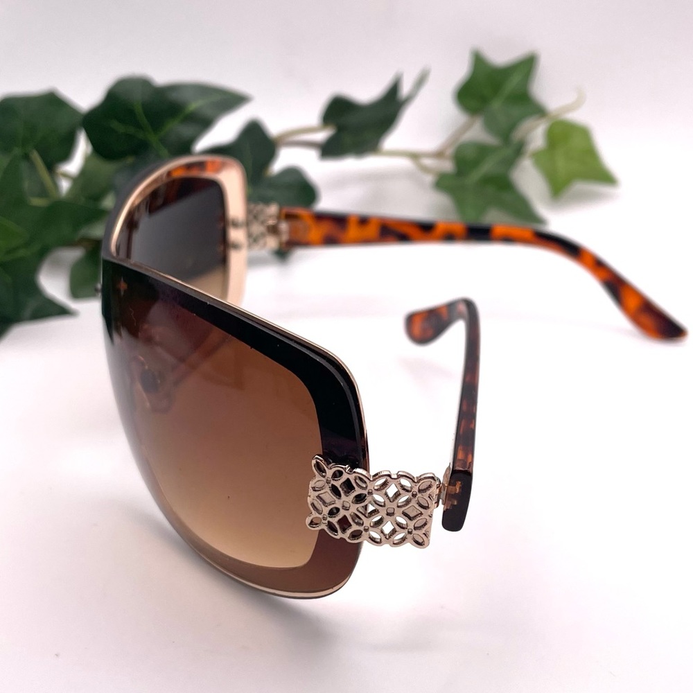 Spectacle Tortoise Shell Sunglasses - image 2